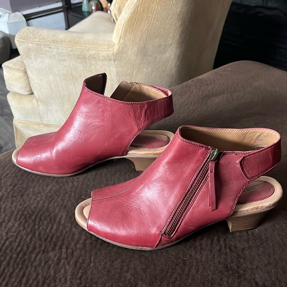 Soft red leather open toed low heel sandal